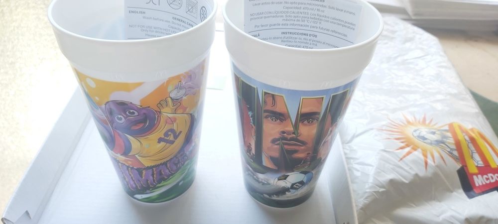 2 Copos MCDonald's "Mundial FIFA 2026" Venda /Troca (Estrear)