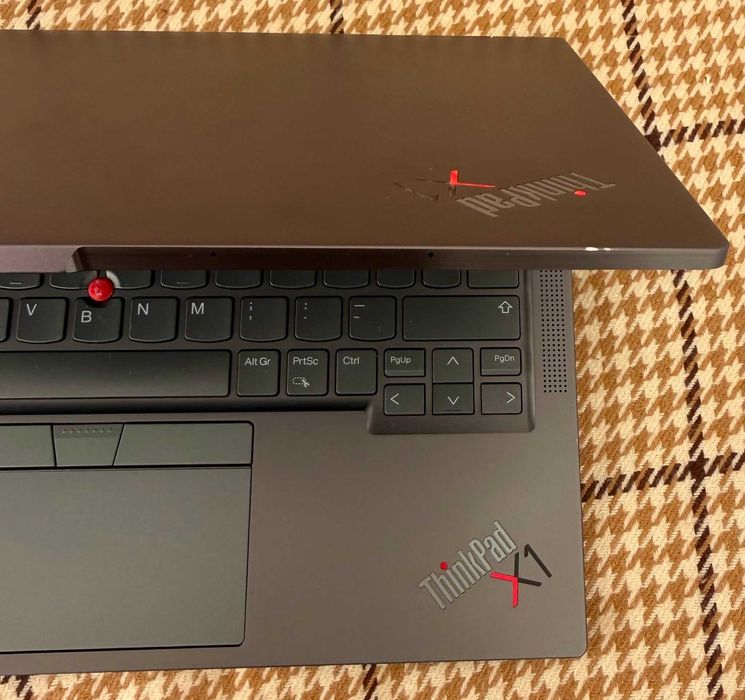 Lenovo ThinkPad X1 Yoga Gen 7 | i5 | 16GB RAM | SSD 500GB | Excelente Estado