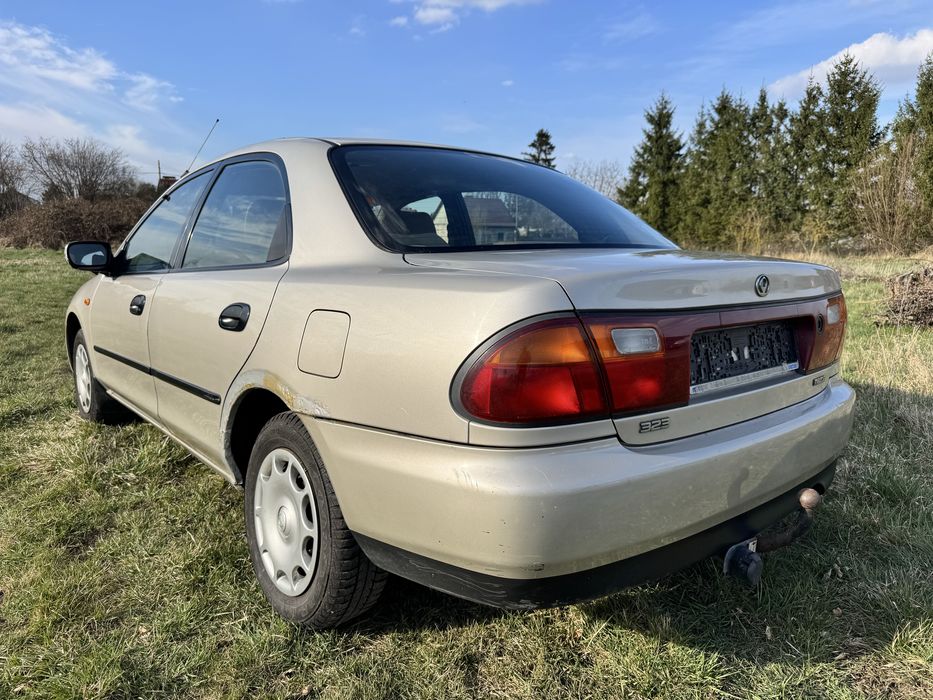Mazda 323 Sedan 1.5 Klima