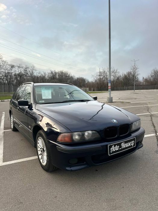 Продам BMW E39 автомат