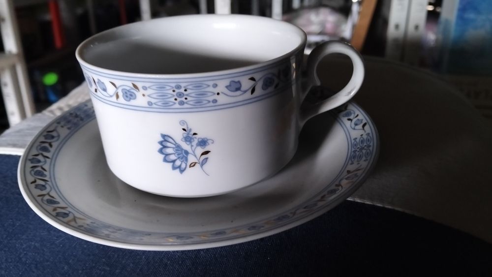 Spal Tea Service447143425836984320