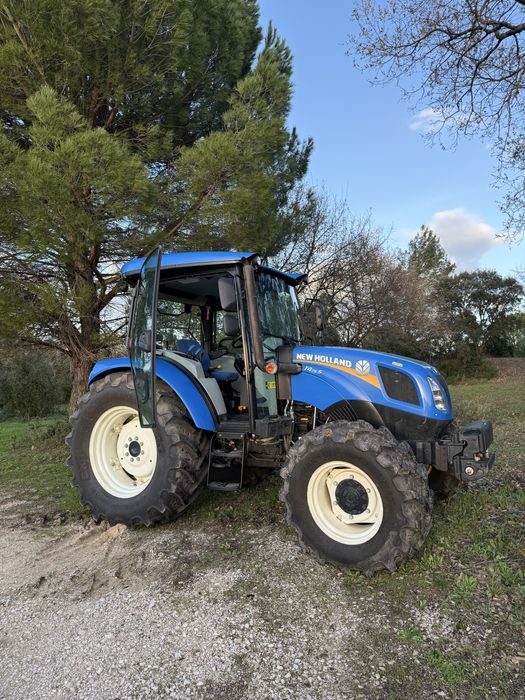 New Holland T4 75S // 600h // Nacional