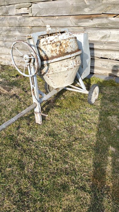 Betoniarka 150 na siłe