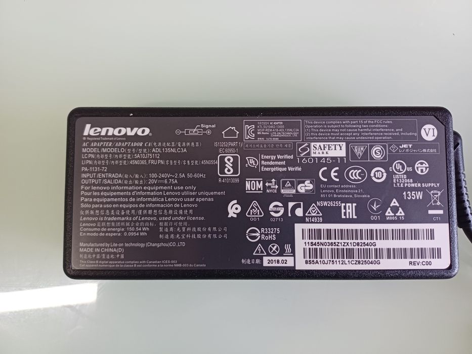 Original 135W Lenovo ADL135NCC3A Adaptador AC Carregador