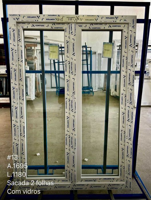 Janelas em pvc Cortizo