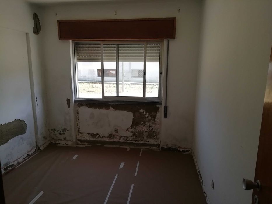 Remodelações, reparações, instalações e OUTROS