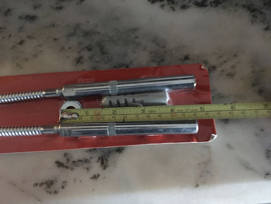 1 suporte/fixação prateleiras invisiveis 15Kg