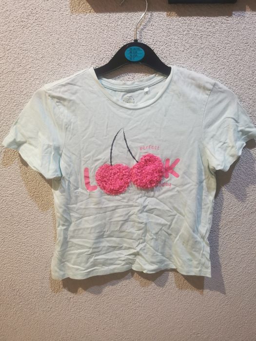 Tshirt dla dziewczynki w bardzo dobrym stanie. Rozmiar 146
Cool Club
Z