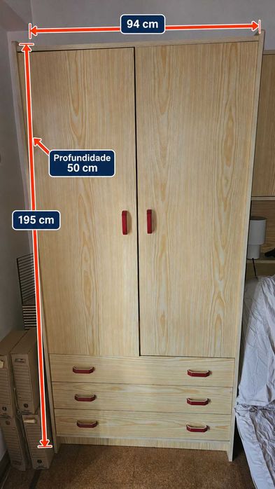 Conjunto de 2 roupeiros + estante