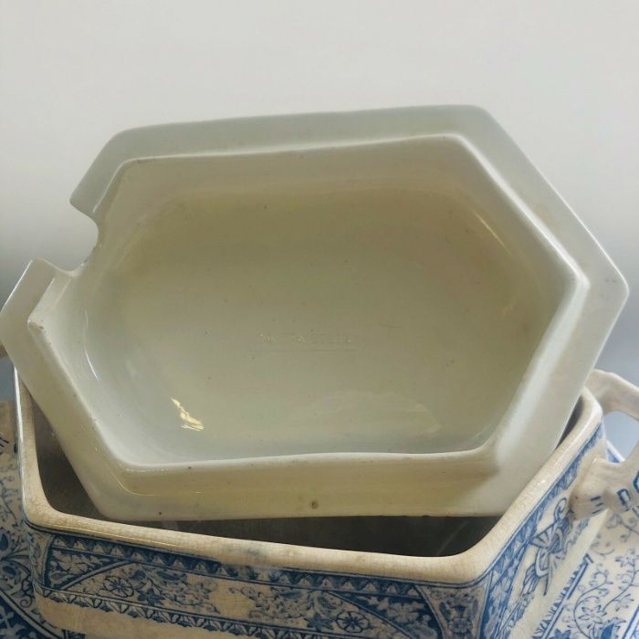 Antiga Terrina WEDGWOOD Com Prato Hexagonal E Tampa-das-Índias