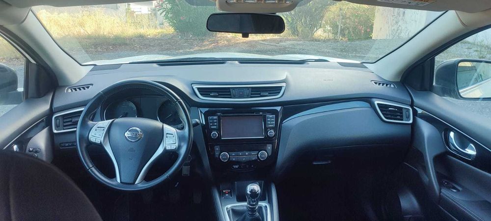 Nissan Qashqai 1.2 Acenta - Estado que surpreende!