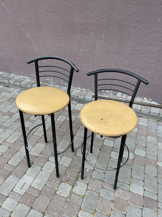 Барні стільці