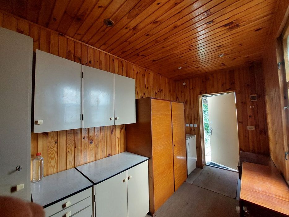 Люботин!Продам часть дома.Центр.