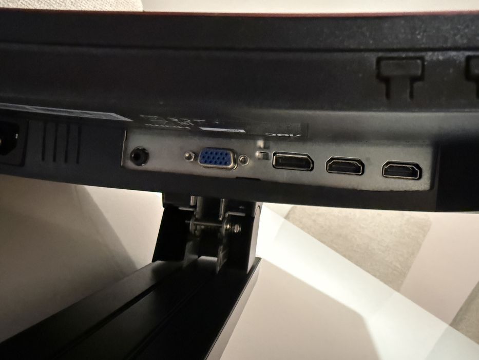 Monitor Gaming Curvo AOC G1 C24G1 – 144Hz | 1ms | FreeSync