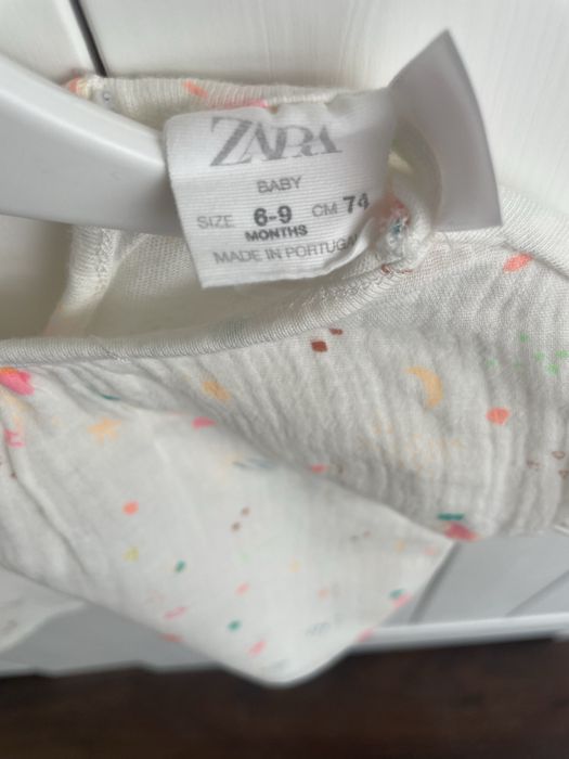 Bluzeczka ZARA, rocmiar 6-9 mies (74cm).
