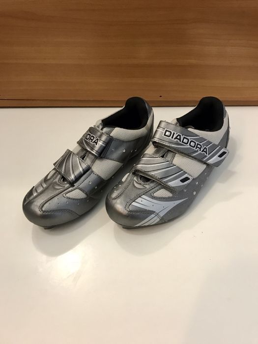 жіноче контактне взуття (контакти) DIADORA woman last 37р.- 38р.