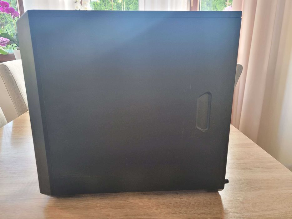 Komputer i5 7gen / 16GB RAM / GTX 1650 – 1100 zł (do negocjacji)