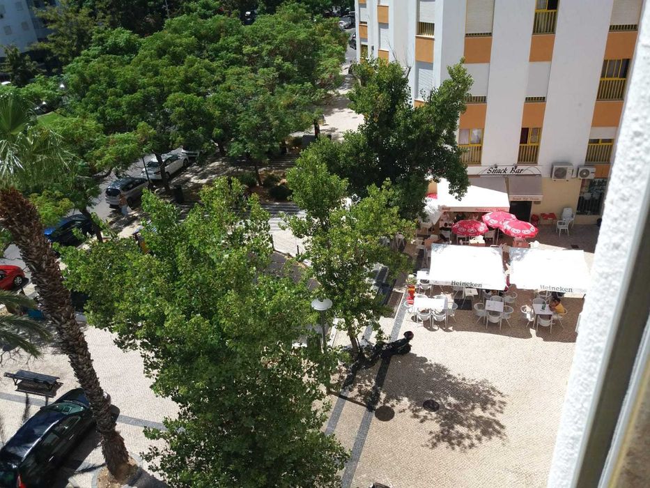 apartamento t1 em quarteira ao ano