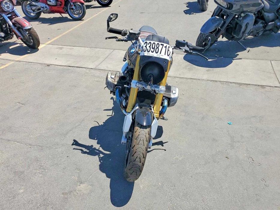 2016 bmw r nine t
