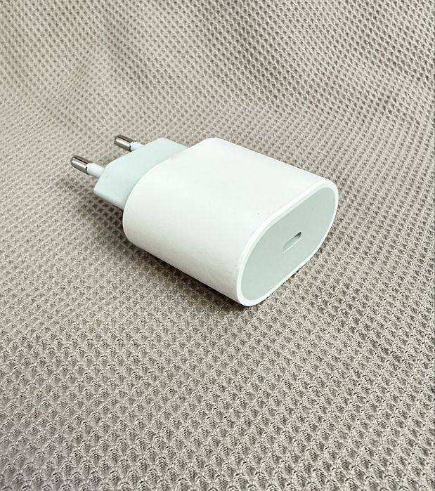 Зарядное устройство , блок питания 20w usb-c