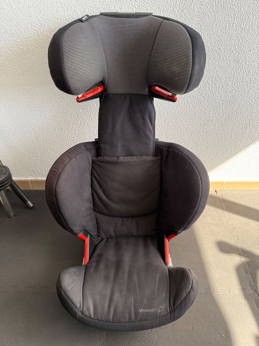 Cadeira de criança para o carro