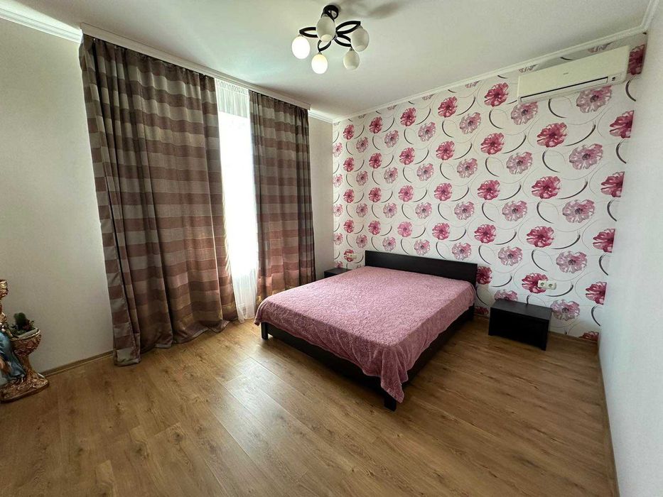 Продажа ДОМА в Совиньоне, бассейн