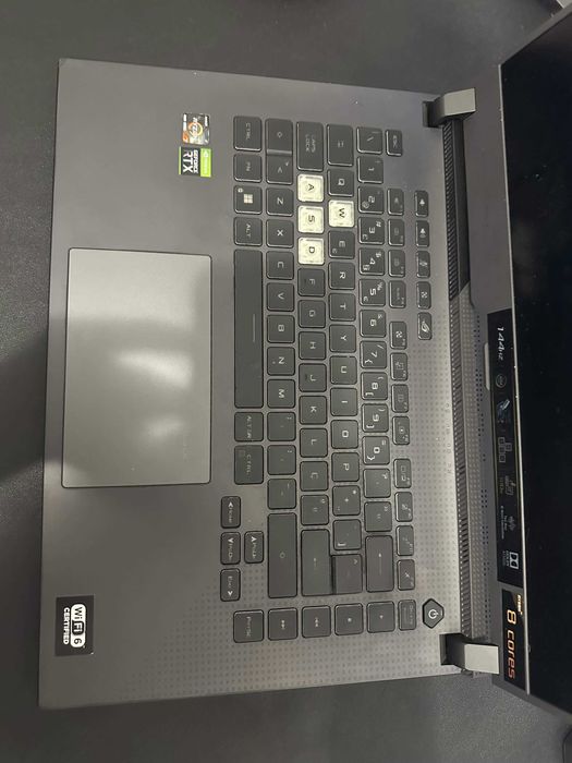 asus rog strix g513