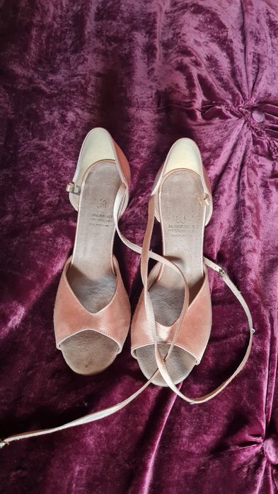 Buty skórzane-aksamitne do tańca