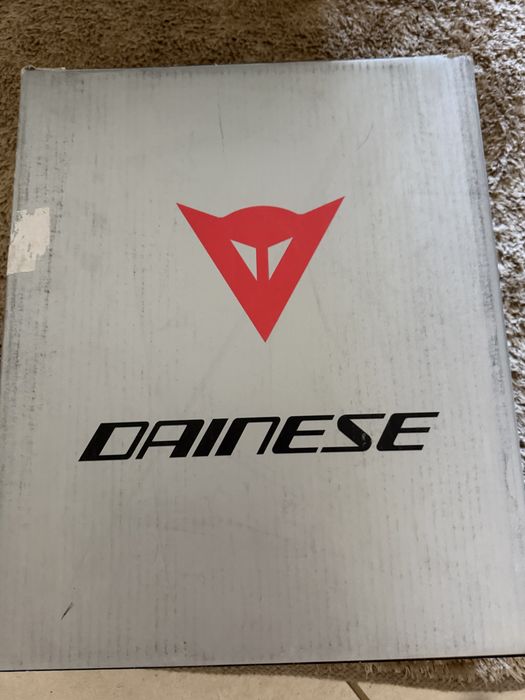 BOTAS DAINESE como novas , usadas 2/3 vezes , Tamanho n 41