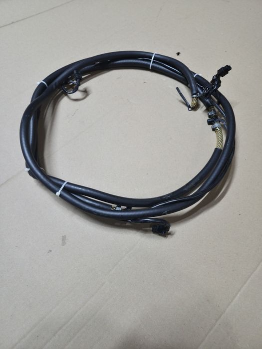 Шланг на форсунки лобового стекла w140