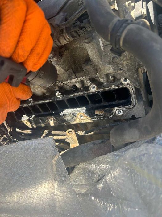 Wyciąganie zapieczonych urwanych wtryskiwaczy wtrysków świec żarowych