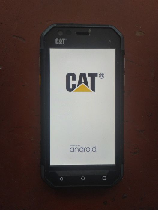 Telefon co na zdjęcu cat s30