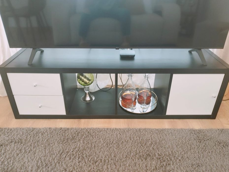 Vende- se  mesa + móvel TV