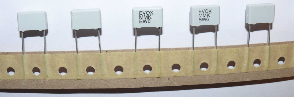 Пленочный конденсатор EVOX MMK10 102K630A01L (630V, 1.0 nF) - 100 шт