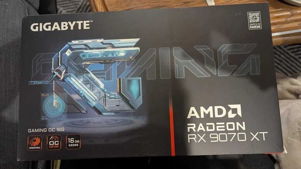 Radeon RX 9070 XT GAMING 16G