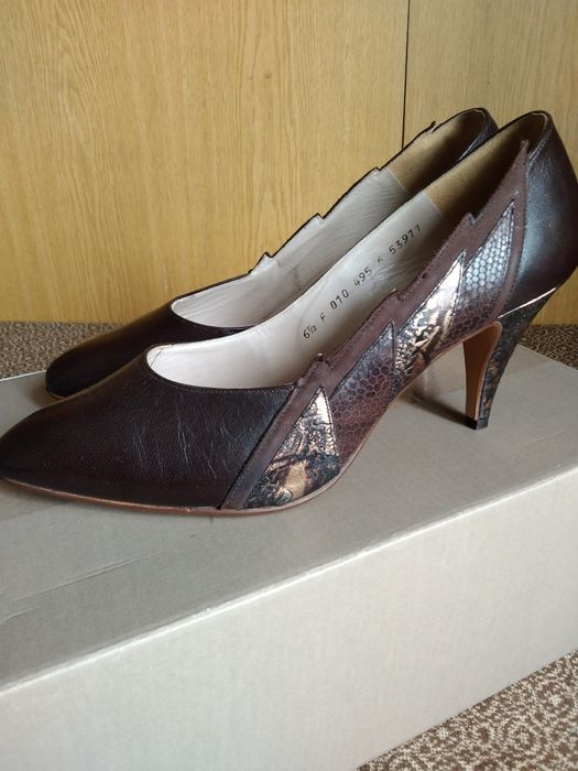 Новые женские модельные туфли  SALAMANDER.