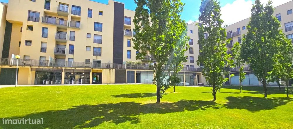 Apartamento com Três Quartos no Centro da Cidade da Póvoa de Varzim
