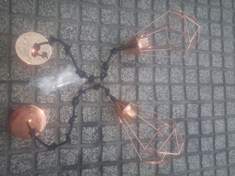 2 candeeiros como novos  só visto