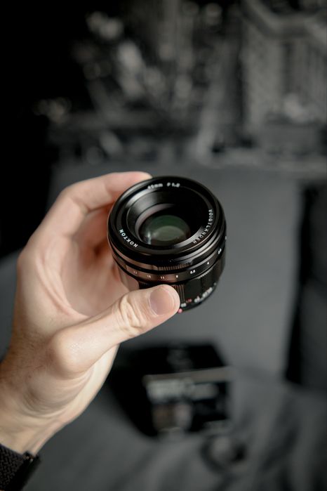 Voigtlander 40mm f1.2 e mount (ou Z mount com adaptador)