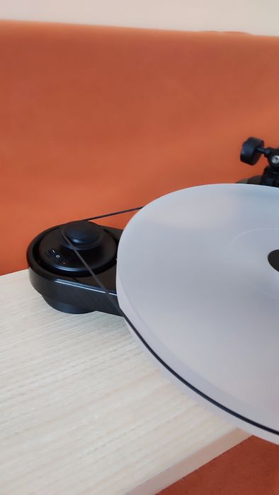 Talerz akrylowy Pro-Ject RPM 1 Carbon