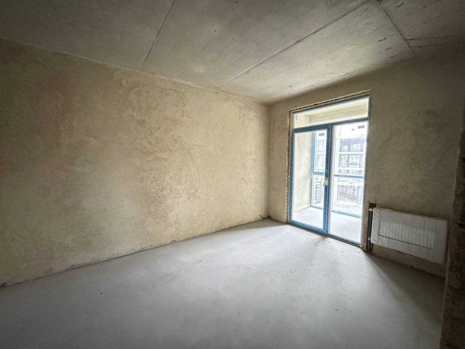 Продаж велика однокімнатна квартира + кухня-вітальня. Франківський р-н