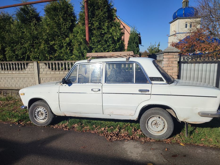 Продам ваз 2103.