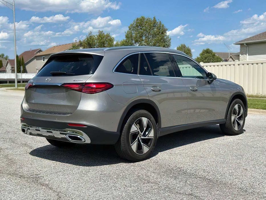 Mercedes-Benz GLC GLC 300 4MATIC      2024