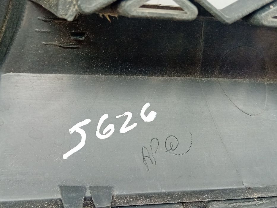 Grelha frente MERCEDES-BENZ Sprinter 5-t (906)