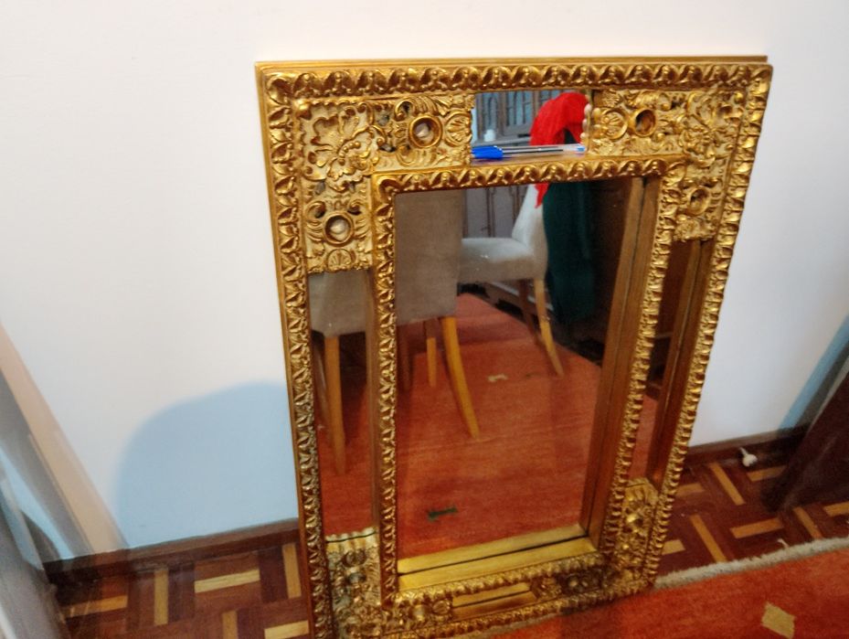 Large-Sized Mirror508854333824706560