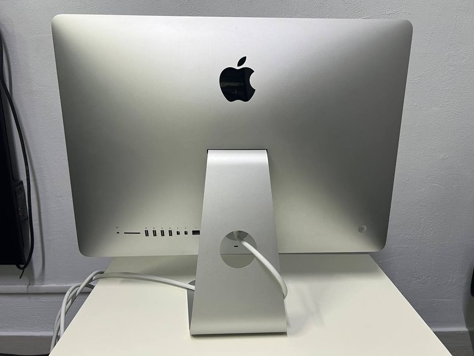 Apple iMac 21.5 2015 SSD 1Tb