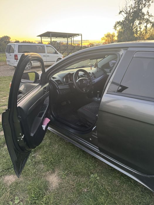 Mitshubishi Lancer x