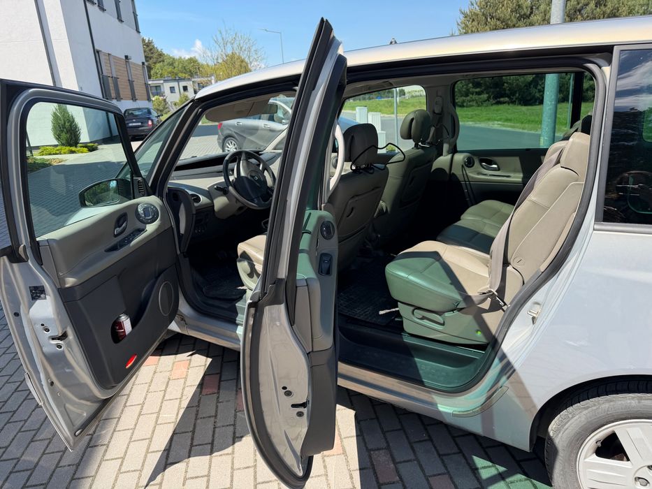 samochód Renault Grand Espace 4