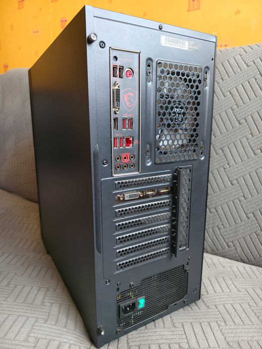 Komputer stacjonarny AMD Ryzen 5 3600 / 32GB DDR4 / 512GB Nvme / Geforce GTX 1650 Super / W11 Pro
