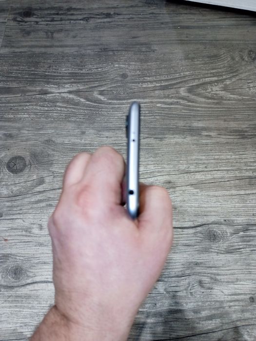 Телефон Ксіомі Редмі S2